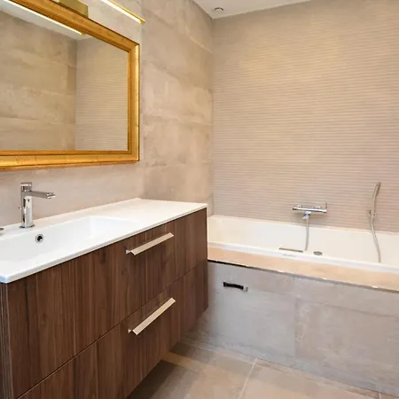 Amazing In Holiday home Nimes